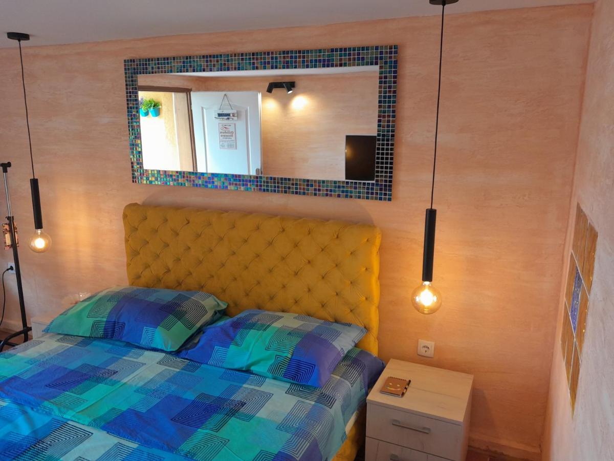 Golden House Apartments Čačak Esterno foto